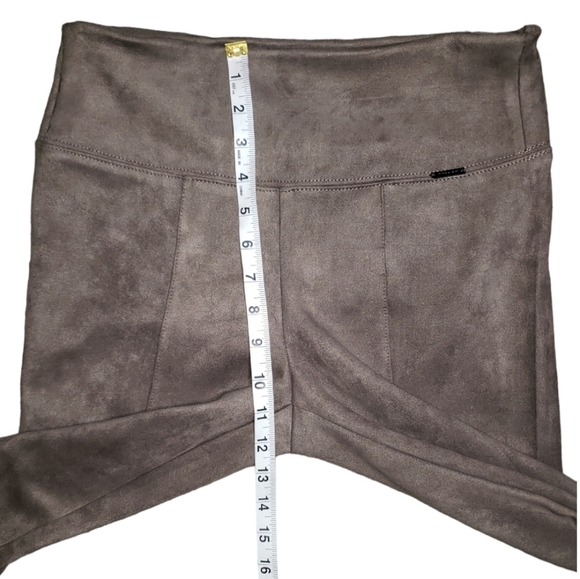 T Tahari Faux Leather Pull On Cigarette Pant Size S - Picture 6 of 8